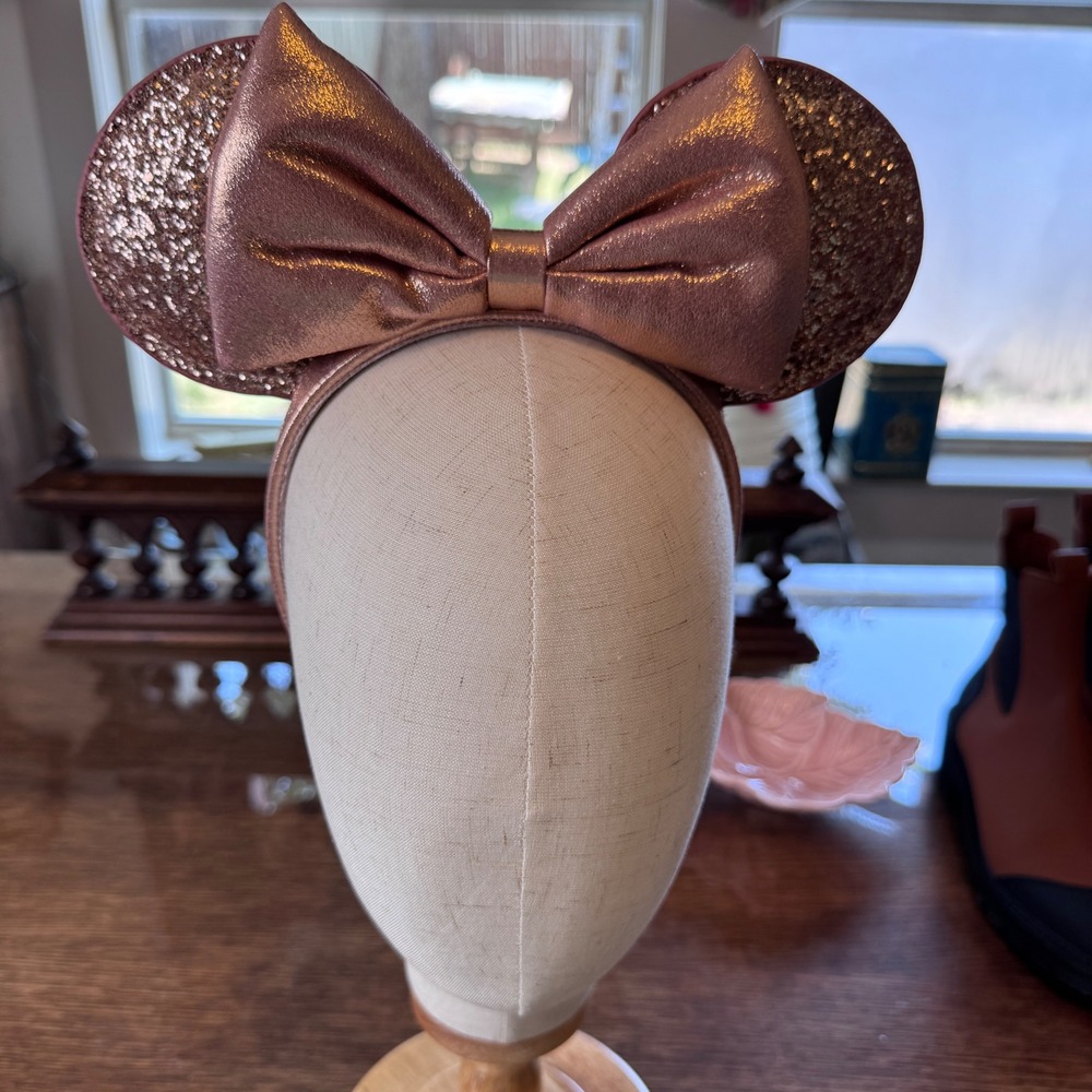 Disney Parks Minnie Mouse Rose Gold Glitter Ears Metallic Bow Headband Accessory